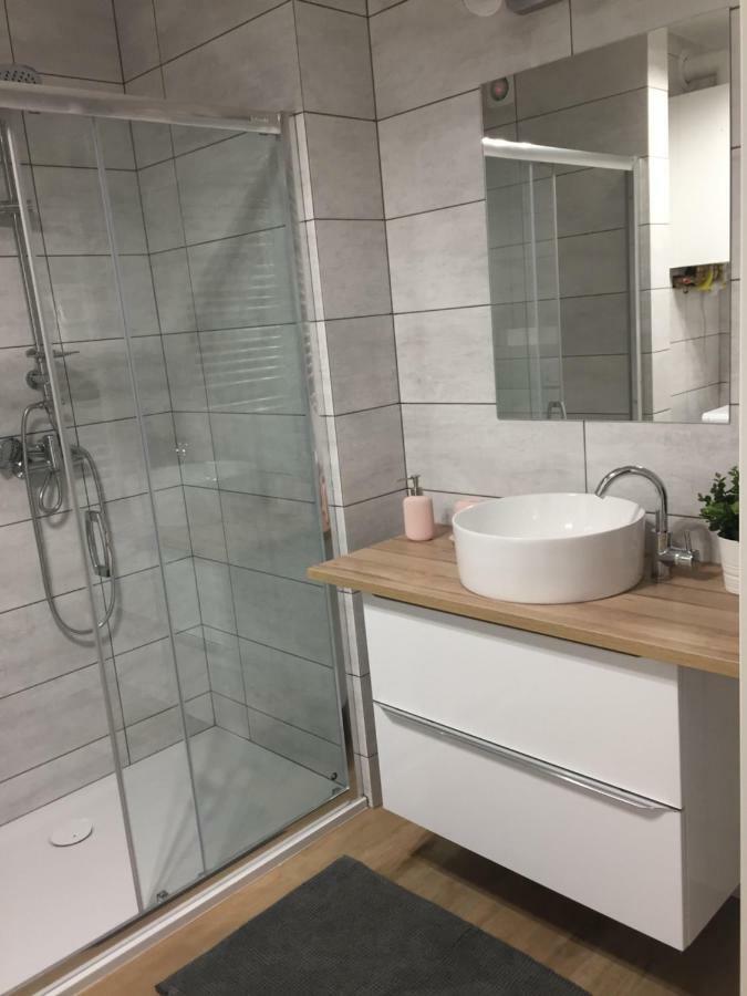 Apartament Julek Klimatyzowany 오시비엥침 외부 사진